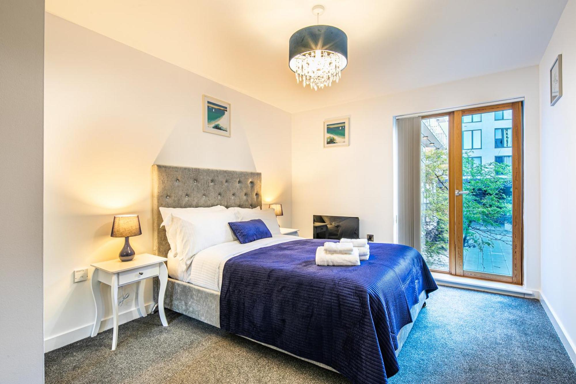 Stylish 2 Bed Apt 18 - City Centre, Free Parking, Espresso Machine & Netflix - Hosted By Stay Host Save Sheffield Dış mekan fotoğraf