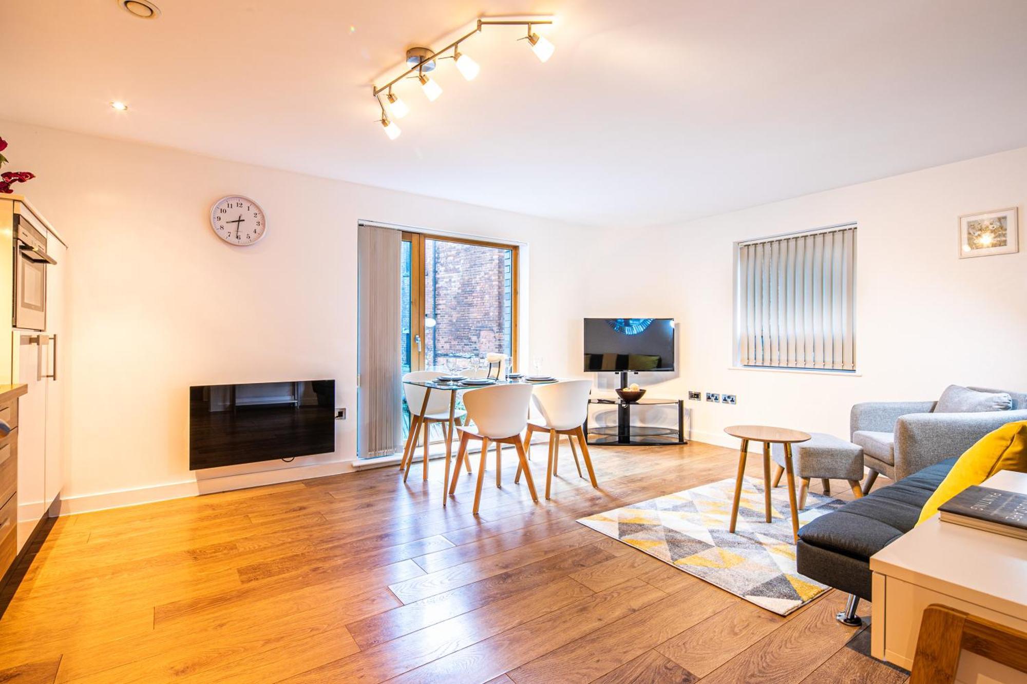 Stylish 2 Bed Apt 18 - City Centre, Free Parking, Espresso Machine & Netflix - Hosted By Stay Host Save Sheffield Dış mekan fotoğraf