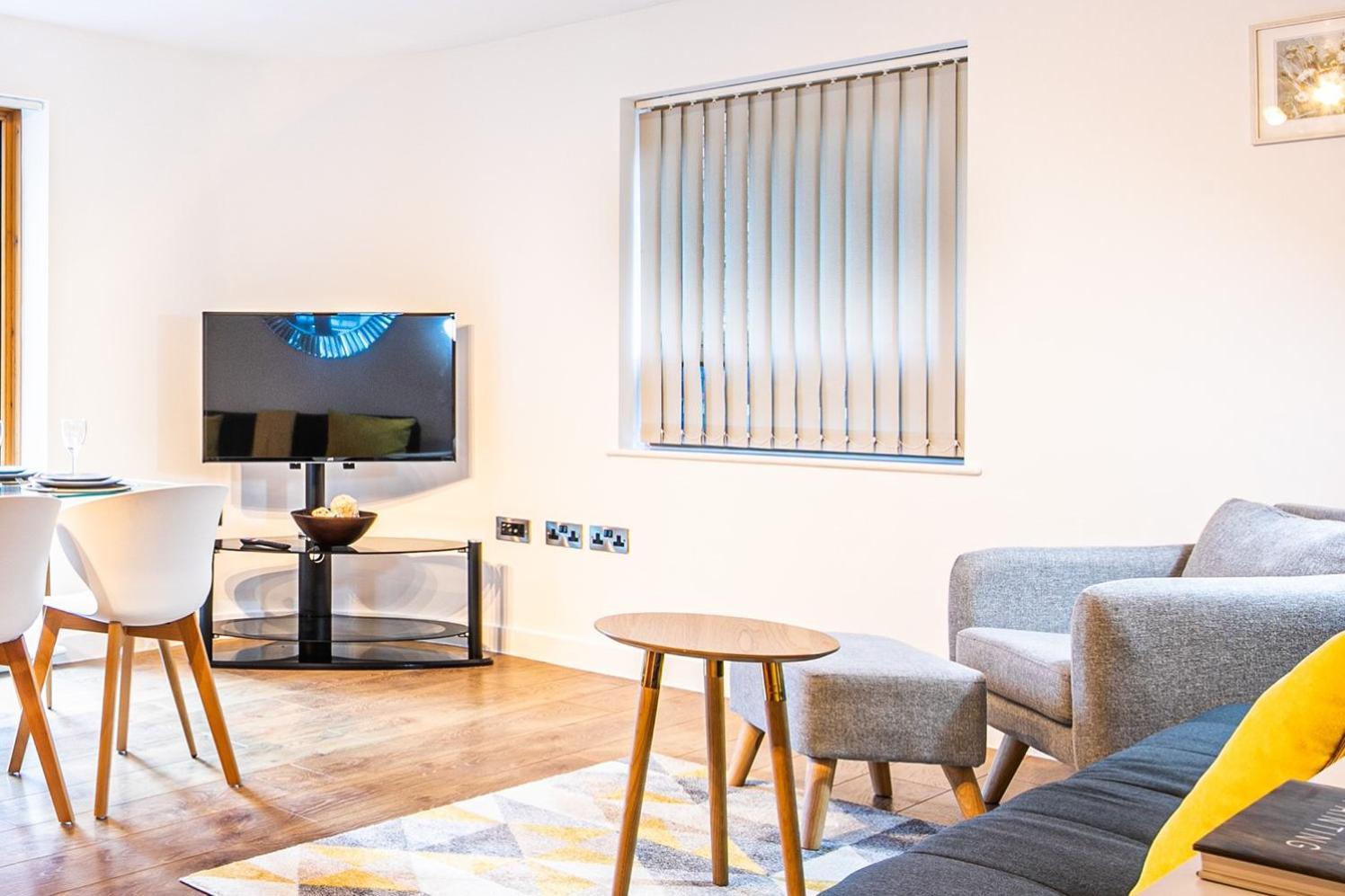 Stylish 2 Bed Apt 18 - City Centre, Free Parking, Espresso Machine & Netflix - Hosted By Stay Host Save Sheffield Dış mekan fotoğraf